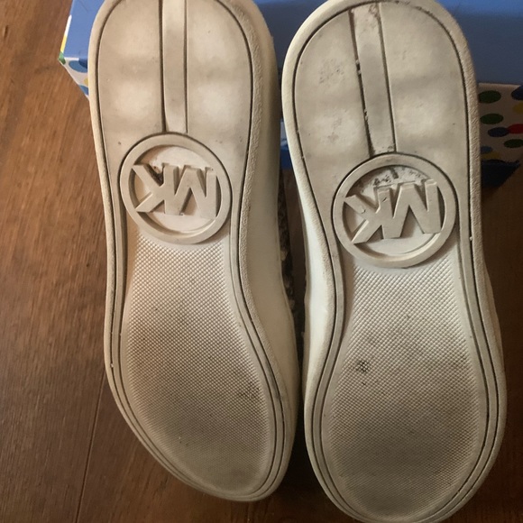 Michael Kors Flats - Picture 4 of 6